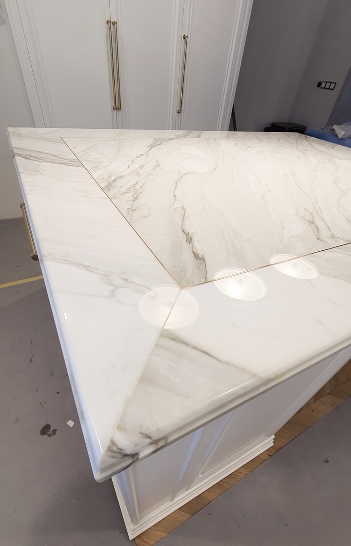 Blat i wyspa Calacatta Borghini