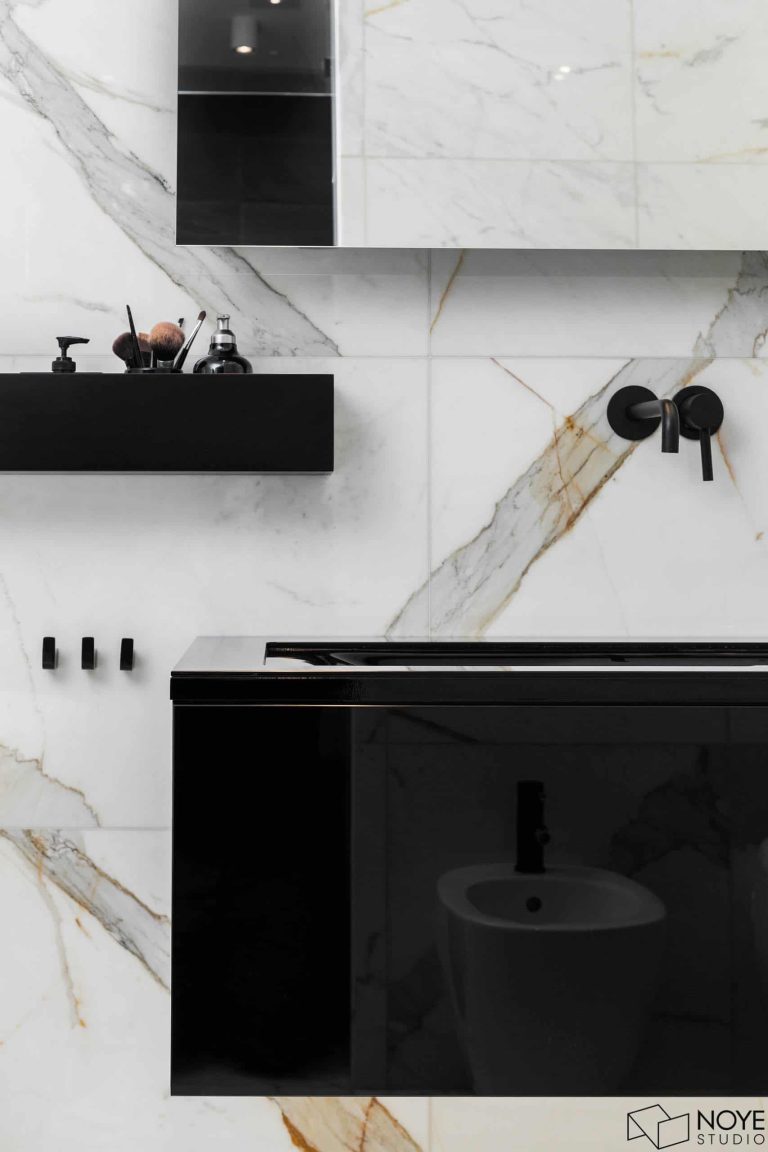 Calacatta Gold, nasze płytki wykorzystane w apartamencie przez NOYE STUDIO