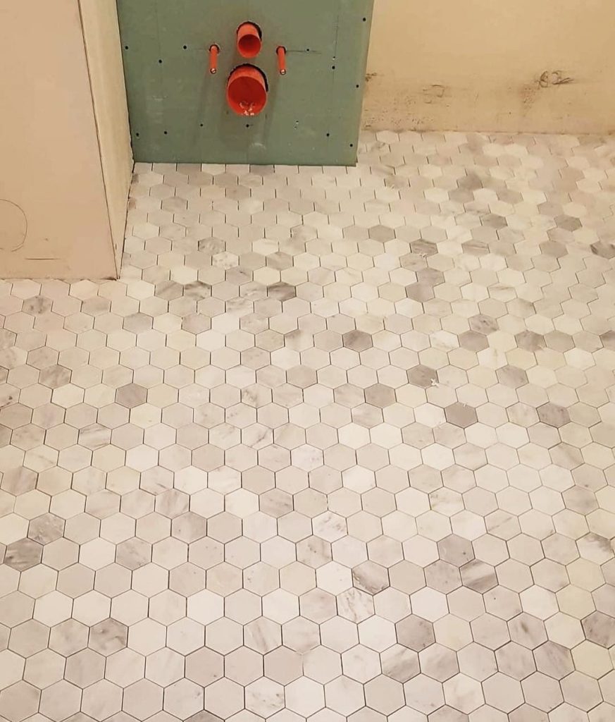 Hexagon Calacatta Fusion mat