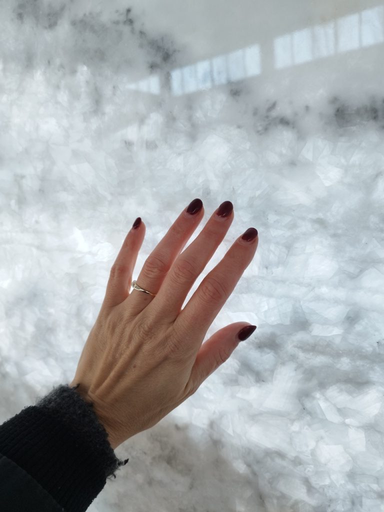 Calcite White: Twoje Niezastąpione Narzędzie Dekoracyjne i Oświetleniowe