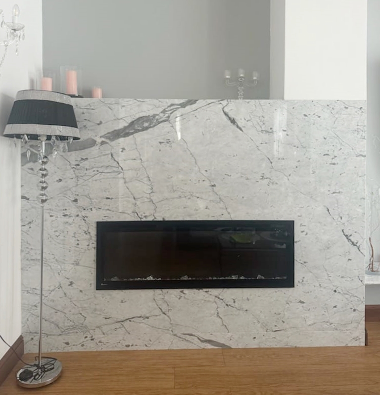 Kominek – Carrara Venatino