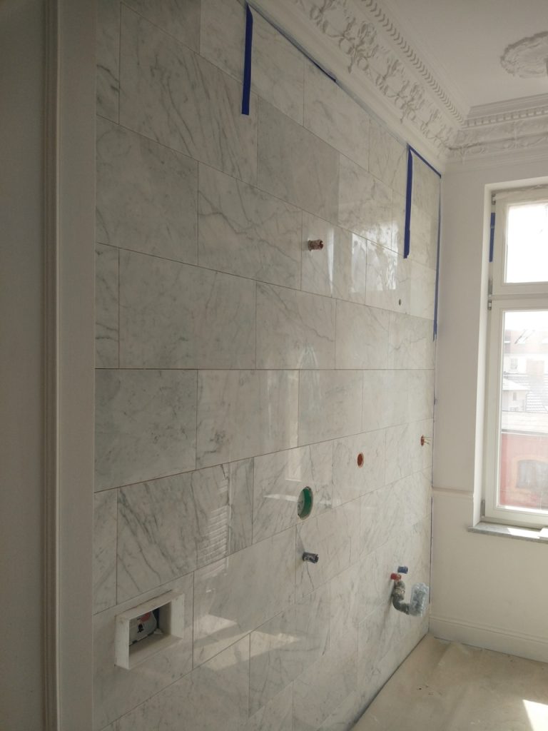 Statuarietto – łazienka w apartamencie w Słupsku