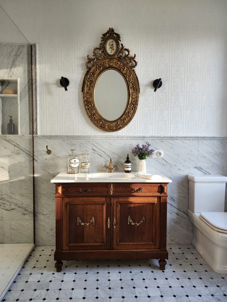 Pałac Głębokie – Octagony, Bianco Carrara S